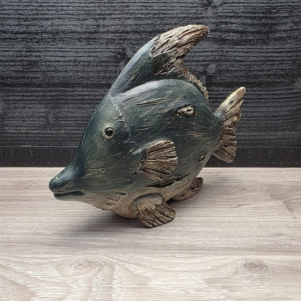 Resin WoodLook Fish Sculpture/Figurine, Nautical, Rustic,‎ Folkart Style